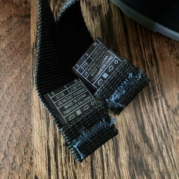 Chaco Blue Gray Black Womens Sandals Hiking Outdoor Womens Size 5 - Picture 3 of 5